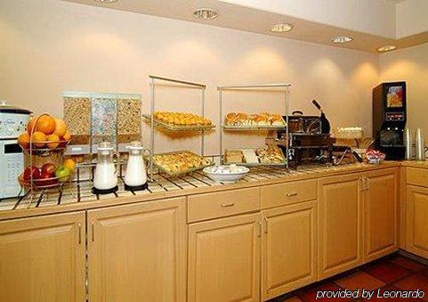 Comfort Suites Taos Restoran gambar